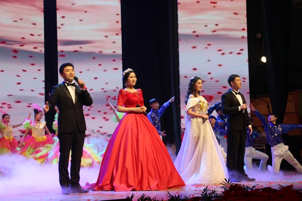 駐馬店2017年春節團拜會精彩上演
