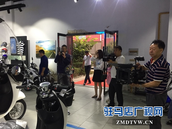 國內首部農村精準扶貧題材電視劇《扶貧辦主任》在汝南實地采景