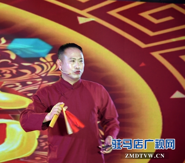 正陽縣舉辦“粒?；ㄉ?，濃濃故鄉情”主題元宵節晚會
