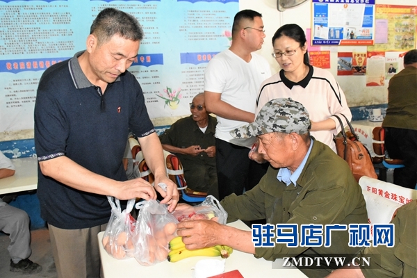 正陽縣政協端午節慰問敬老院 