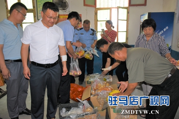 正陽縣政協端午節慰問敬老院 