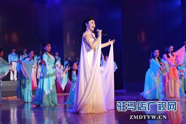 第二十二屆中國農產品加工投洽會文藝演出昨晚精彩上演