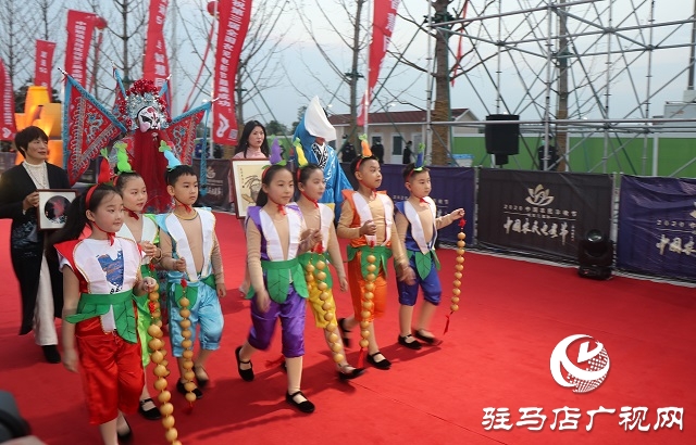 梁祝故里、宿鴨湖畔 農民電影節上眾星走紅毯