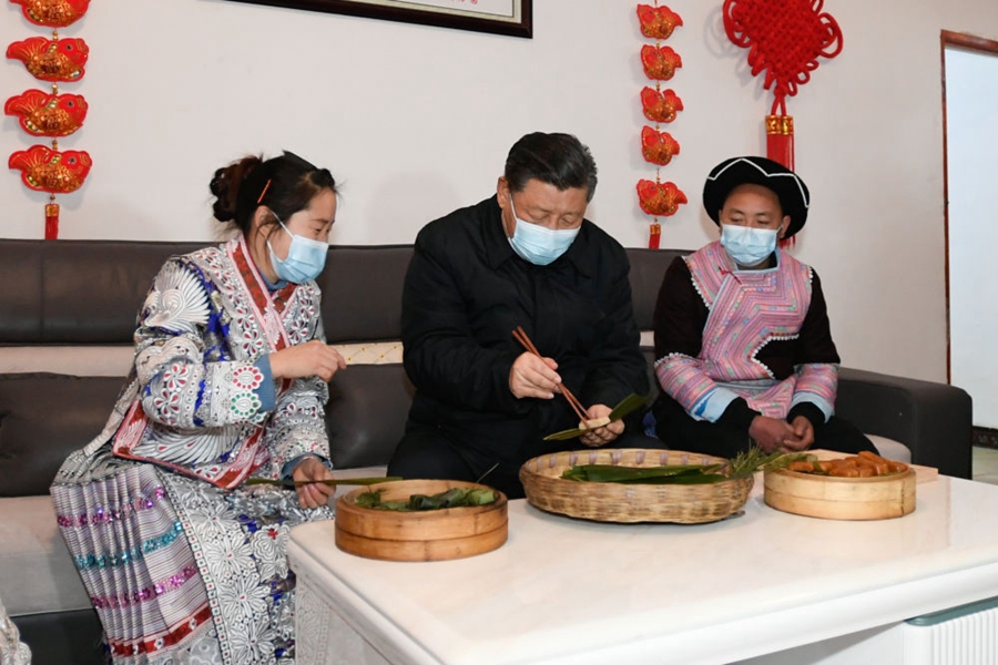 習近平與人民在一起的春節暖心瞬間