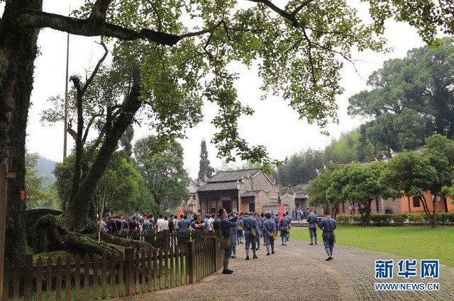 鐘華論：風雨蒼黃百年路，高歌奮進新征程——從黨史學習教育中汲取智慧力量 