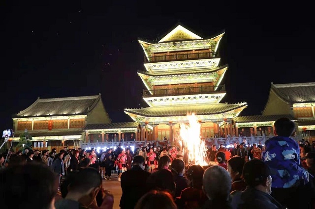 盛世已來，大美天中  ——回望豫皖六地市網紅記者主持人天中紅色之旅