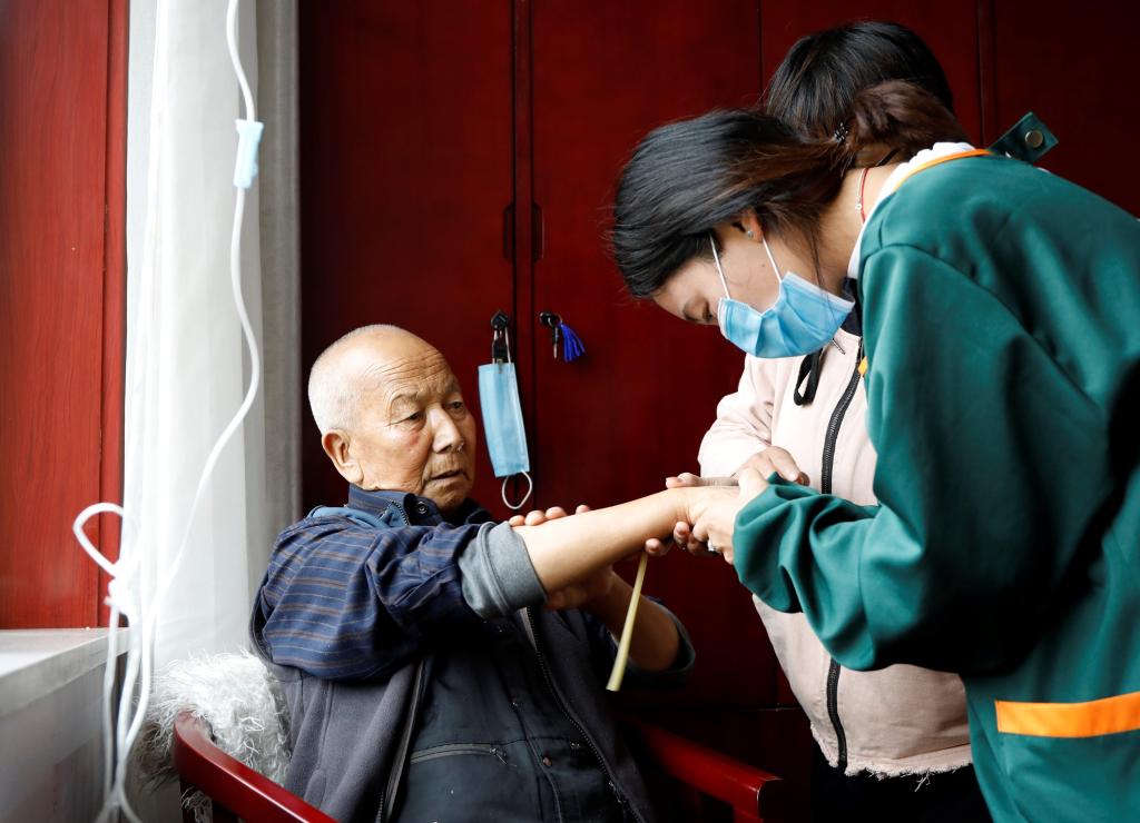 面對2.64億人，中國守護最美“夕陽紅”