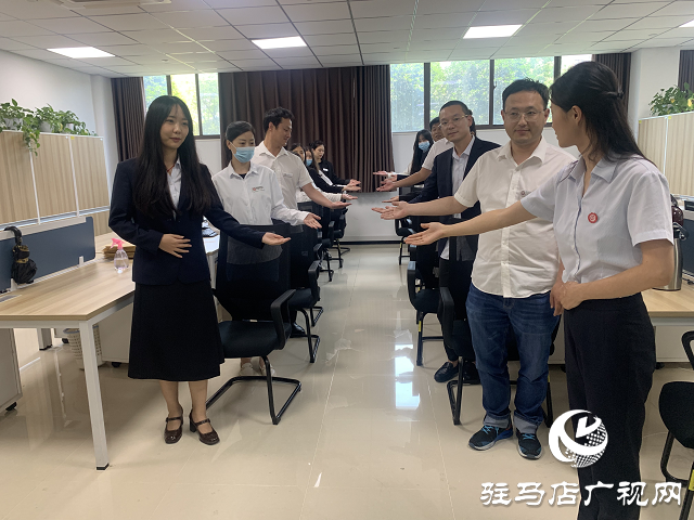 駐馬店市民中心住房公積金窗口加強服務效能建設為民優質服務