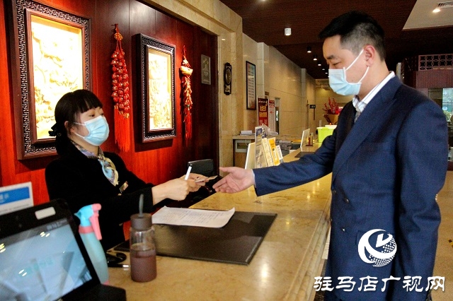 政協委員陸續報到 駐馬店進入“兩會時間”