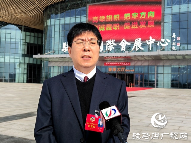 政協盛會開幕 委員反響熱烈