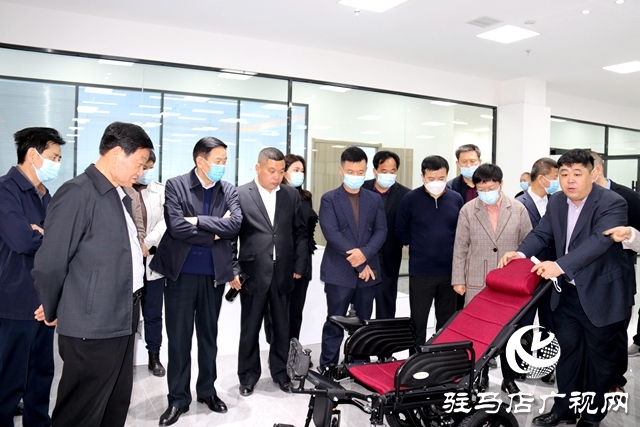 駐馬店市政協副主席張銀良與優秀企業家一行參觀泰康陽光項目