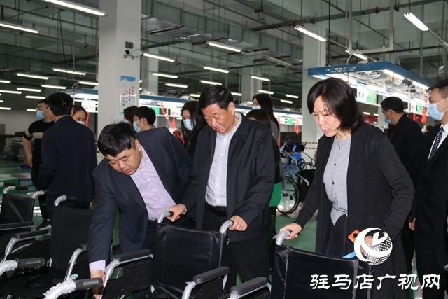駐馬店市政協副主席張銀良與優秀企業家一行參觀泰康陽光項目