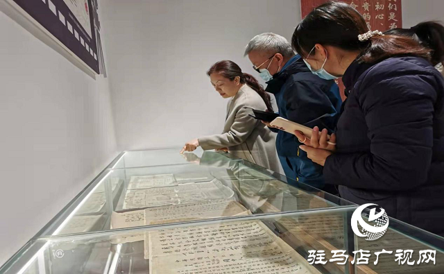驛城區檔案館開展“走進檔案館 感受蘭臺墨香”檔案開放日活動