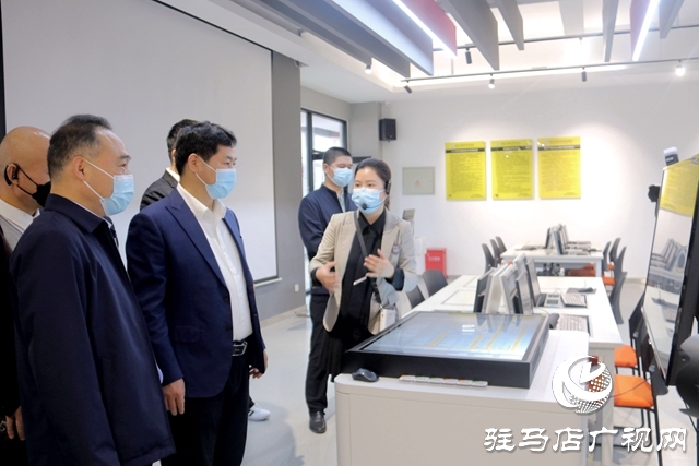 政校企通力合作 助力企業促就業——驛城區委常委、區委統戰部部長 張現華率企到駐馬店職業技術學院考察