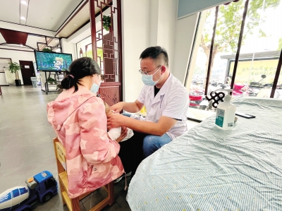 孩子不好好吃飯、咳嗽、莫名發熱？先別著急吃藥，可能與它有關