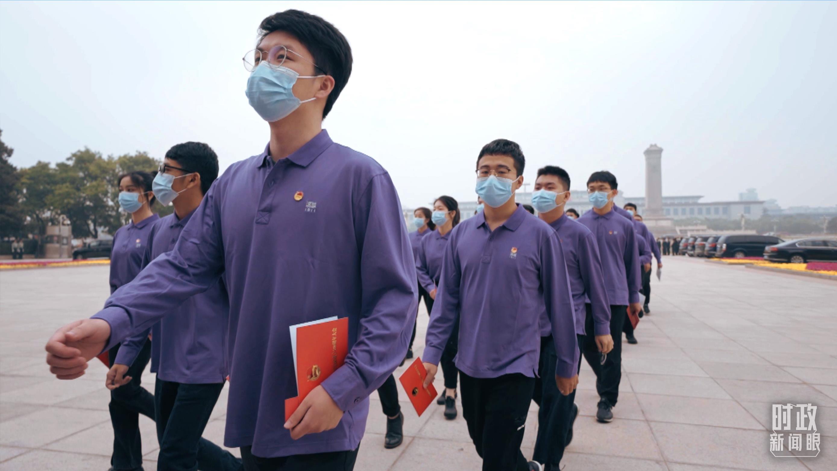 時政新聞眼丨習近平主席第10次發表新年賀詞：“讓明天的中國更美好”|獨家看點|習主席書架上的照片上新了