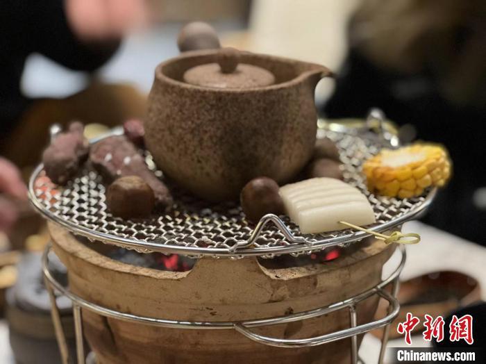 紅泥小火爐，小心會中毒：“圍爐煮茶”有風險