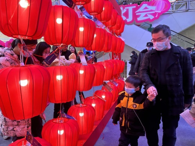 飽口福、品文化、享玩樂——元宵節消費市場一線觀察