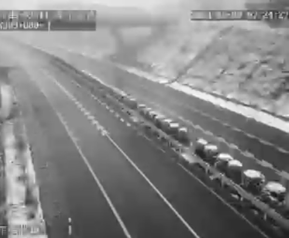 因降雪及路面濕滑，河南多條高速管制