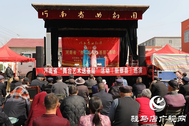 新蔡縣櫟城鄉張廟村文藝匯演讓黨的二十大精神“聲”入人心