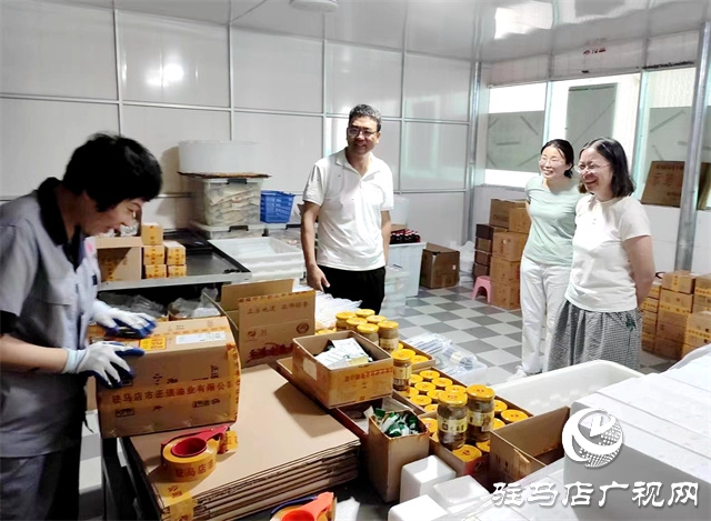 省農科院專家到正道油業調研適合機械化收獲芝麻新品種