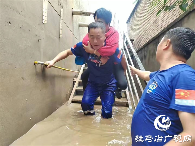 沖鋒一線 盡顯英雄本色
