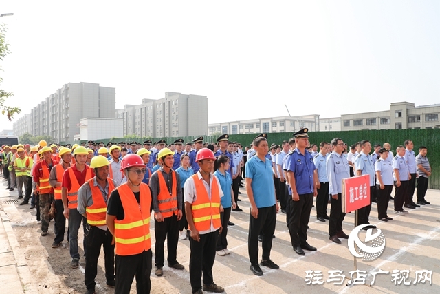  泌陽縣舉行第九期“三個一批”活動暨河南優萬佳科技創新產業園項目開工儀式