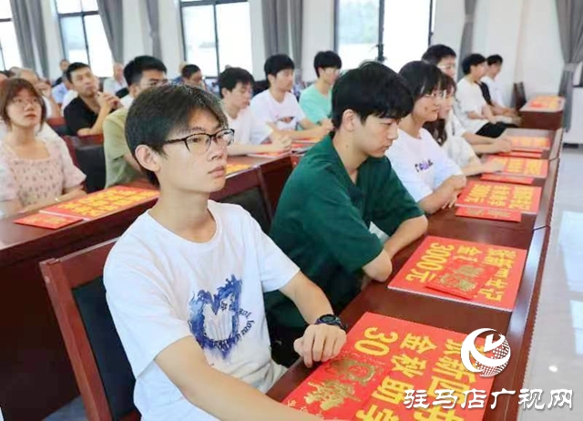 點贊！堅守助學15載 愛心照亮求學路