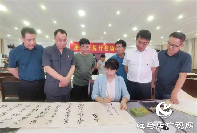 泌陽縣舉辦清廉機關建設暨“紀律教育活動月”廉政書畫創作活動