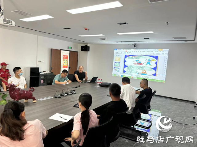 泌陽縣蛟龍救援隊開展應急救援知識進企業活動