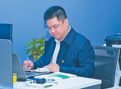 二〇二三年度全國教書育人楷模風采—— 躬耕教壇 強國有我