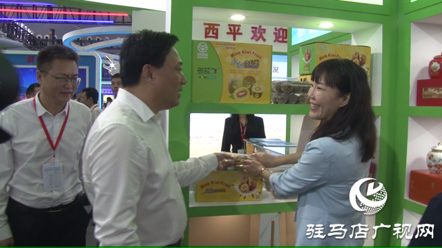 以農加會為媒 山中小果實走進大都市