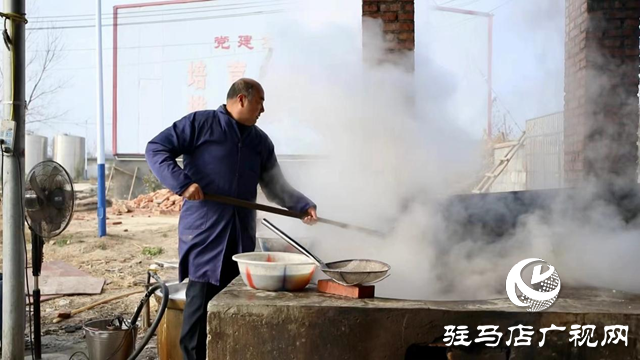 正陽縣王勿橋鄉：家家有醋缸 空中飄醋香