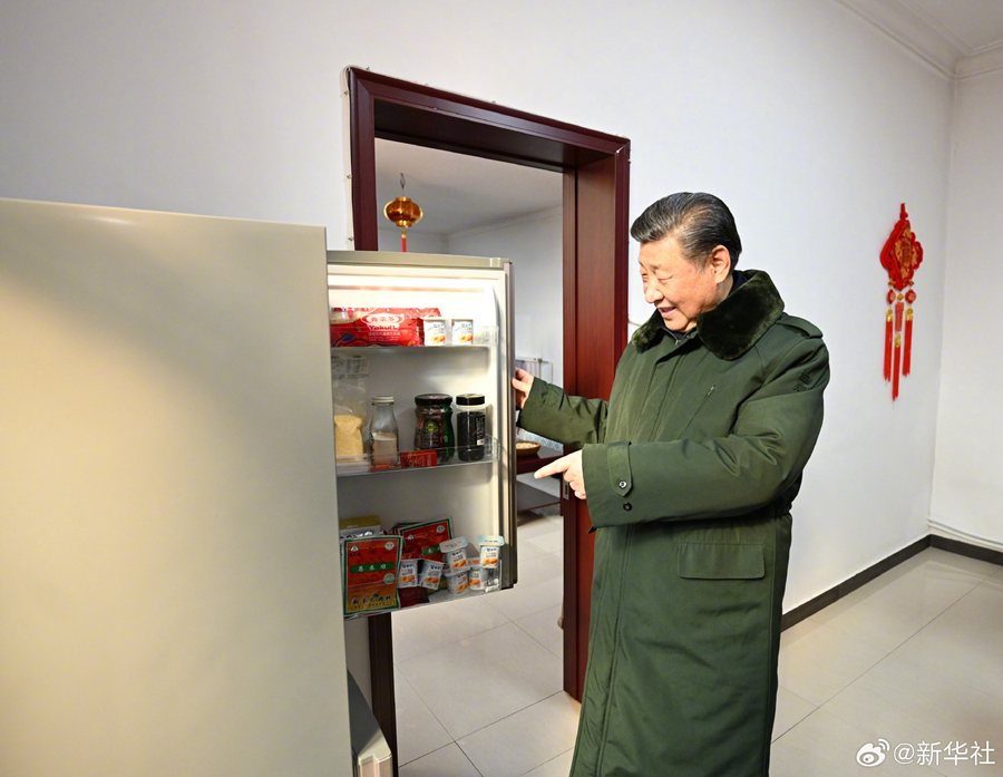 習近平春節前夕在天津看望慰問基層干部群眾