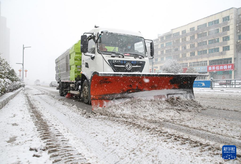 各地積極應對低溫雨雪天氣