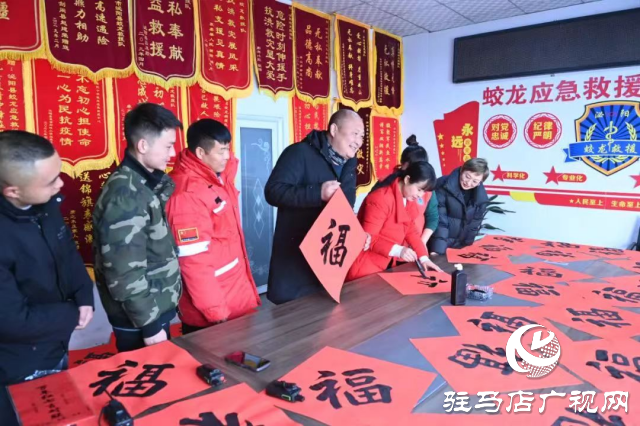 泌陽縣文聯送?；顒映掷m開展