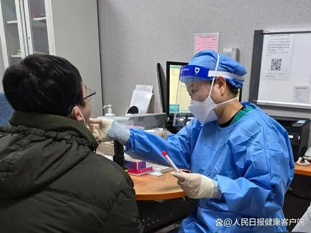 春節期間新冠病毒感染增加，專家提醒：重點人群需及時就醫