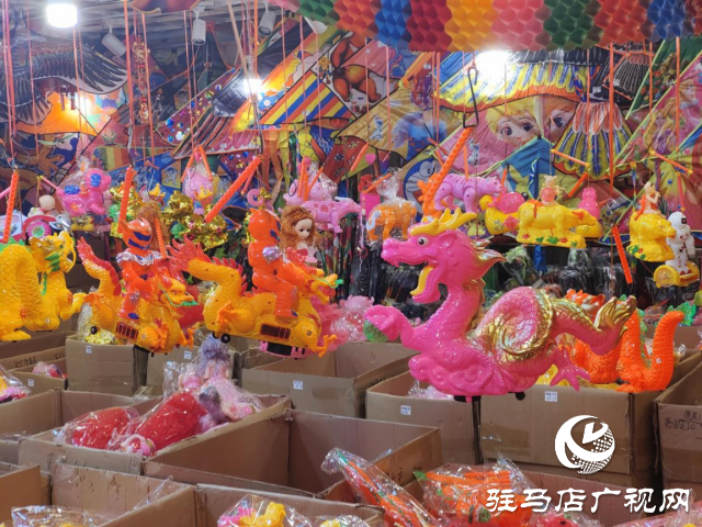 元宵節將至  花燈市場走俏