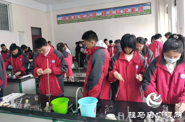駐馬店市實驗中學備戰中考理化生實驗考試