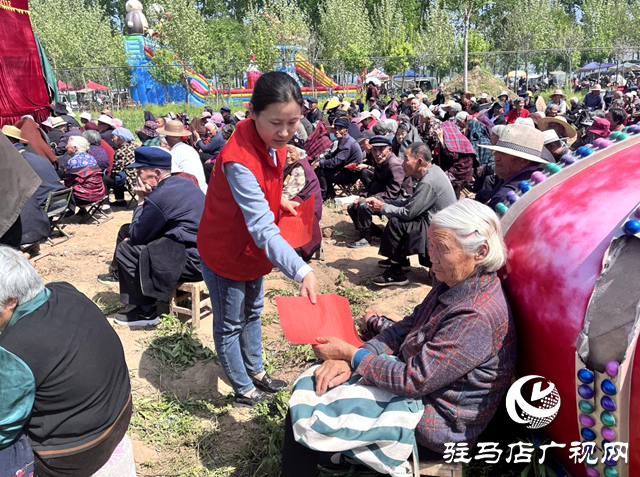 平輿縣李屯鎮：借文藝舞臺 傳文明新風