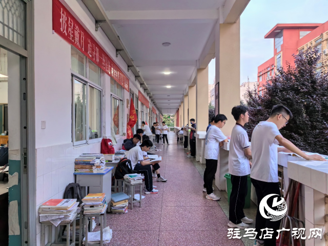 駐馬店高級中學高三學子迎接高考倒計時30天：全力以赴  備戰未來