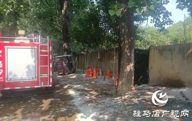駐馬店經濟開發區翟莊居委會對楊柳飛絮進行防治