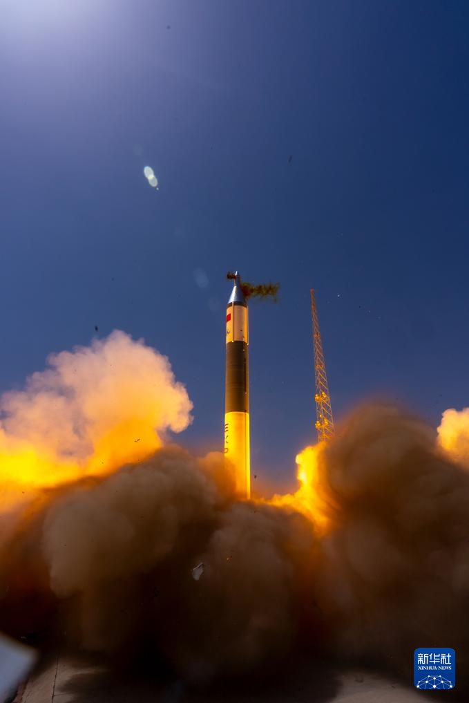 我國成功發射武漢一號衛星、超低軌技術試驗衛星等4顆衛星