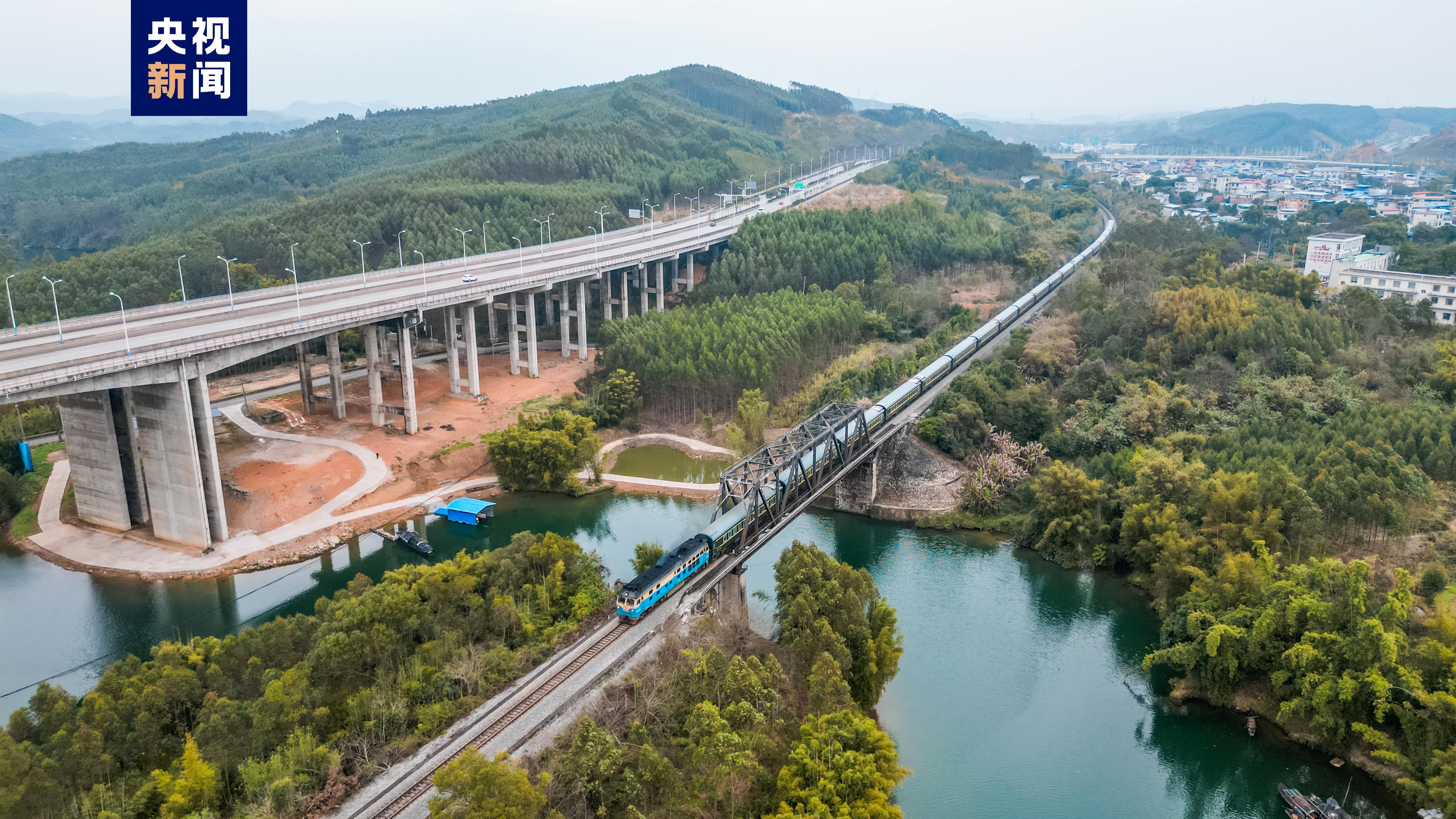 京廣高鐵全線時速350公里運營！鐵路新列車運行圖下月實行