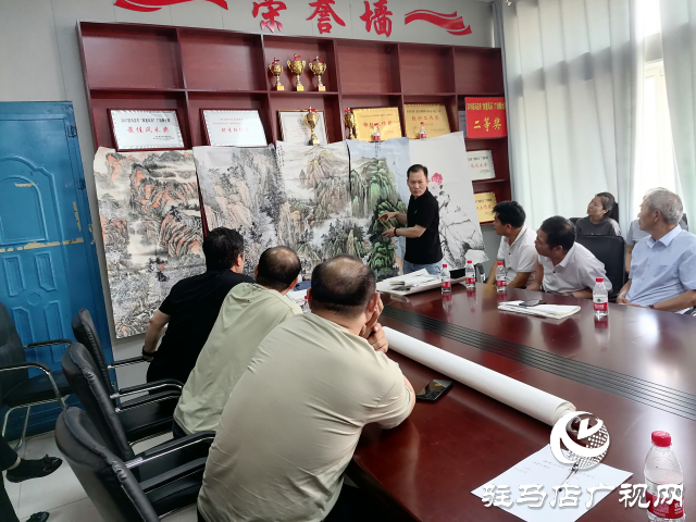 駐馬店市美術家協會蒞臨上蔡縣開展“翰墨潤中原”美術作品點評會