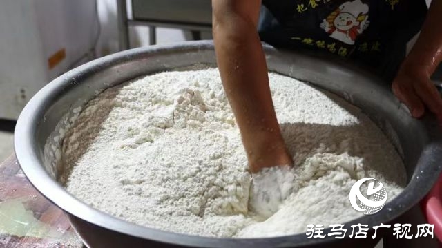 長壽之鄉的美食故事——春會的涼皮情