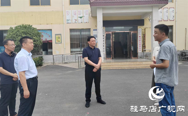 西平縣委書記侯公濤調研“五星”支部創建與軟弱渙散村黨組織整頓工作