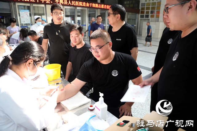 平輿縣人民醫院工會組織30名志愿者完成造血干細胞捐獻血樣采集