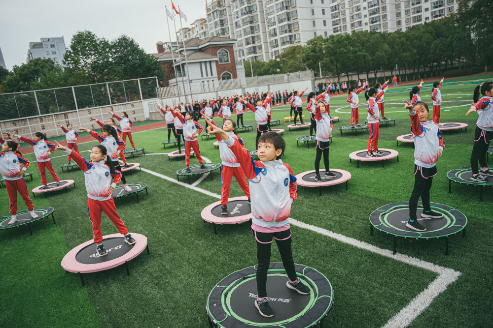 奧運熱燃校園 體育課天天見——開學季學校體育呈現新面貌