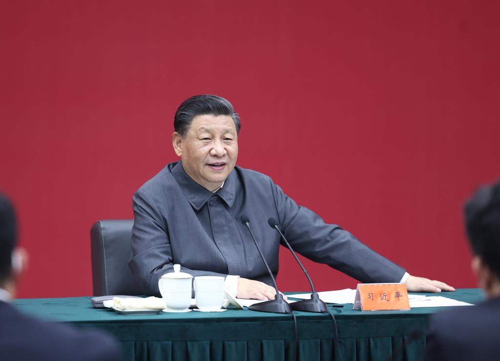 圖文故事丨習近平總書記同人民教師在一起